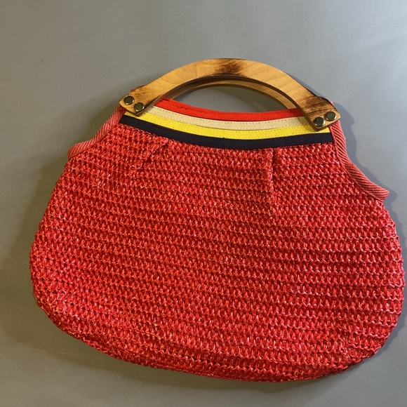 No Label Handbags - Vintage Red Raffia Handbag Purse Tote Clutch Woven Tote with Wooden Handles